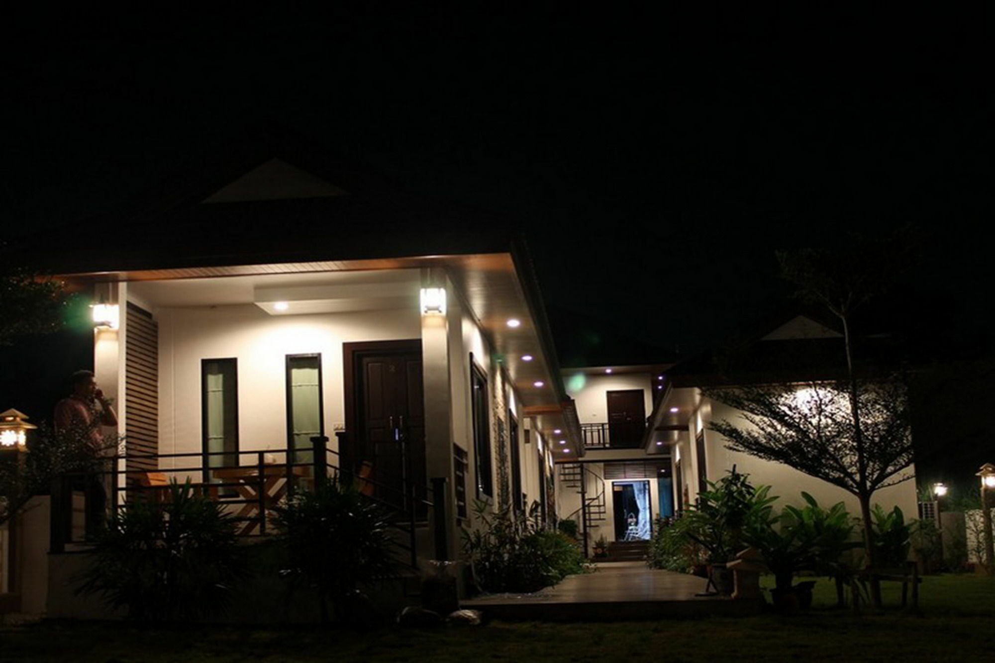 Wilawan Pool Resort Koh Larn Extérieur photo